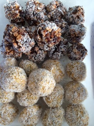 Half Choc & Nut Bliss balls and Half Apricot Bliss Balls